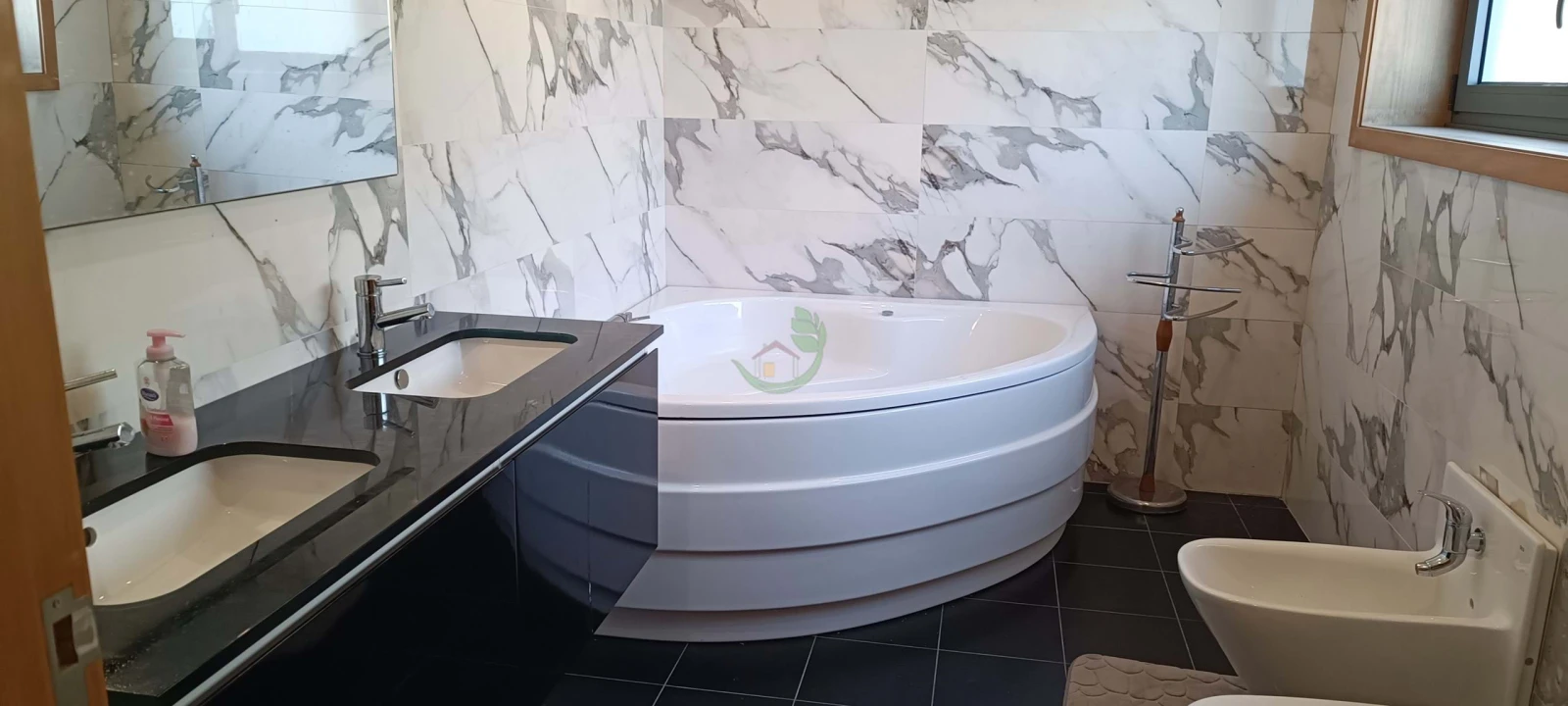 Moradia T6 para Venda em Dossãos Foto 27