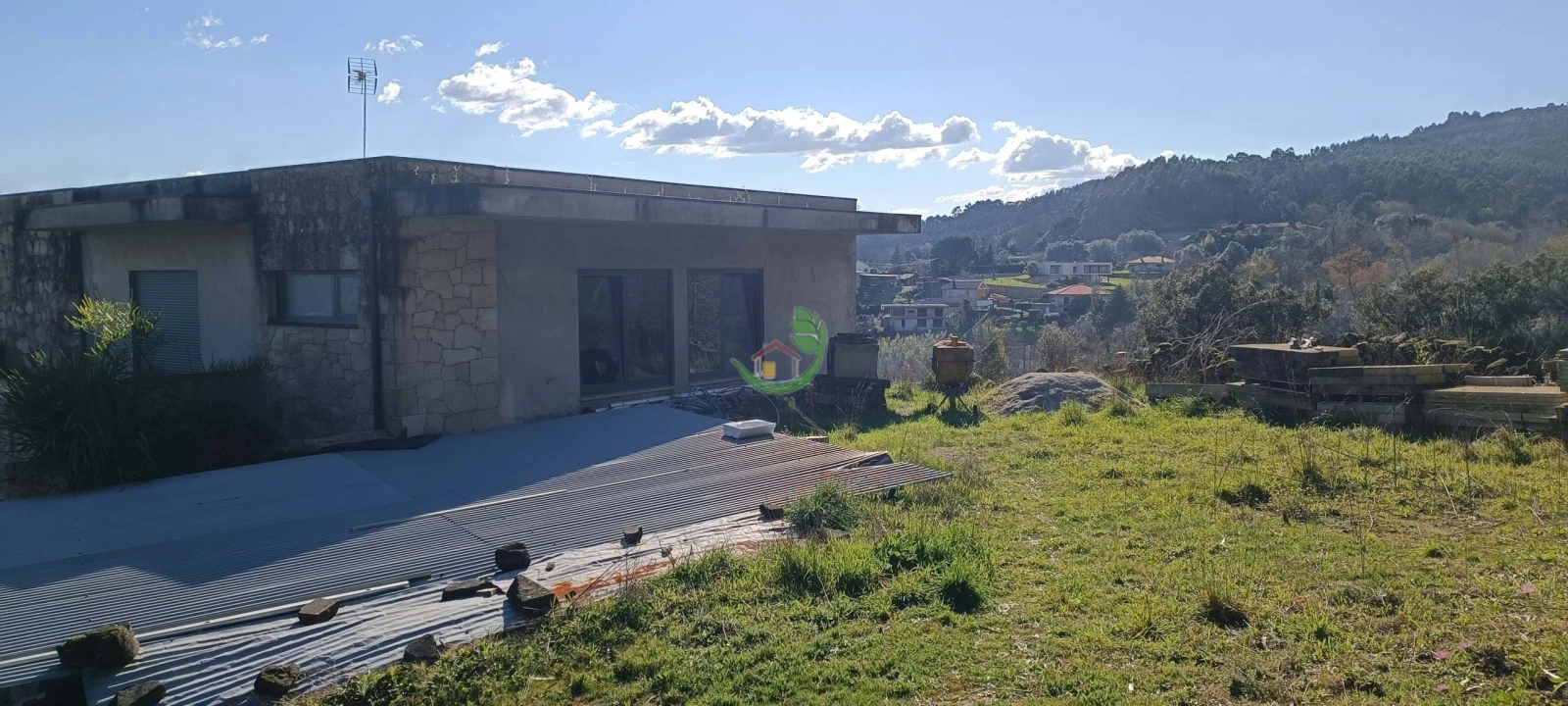 Moradia T6 para Venda em Dossãos Foto 37