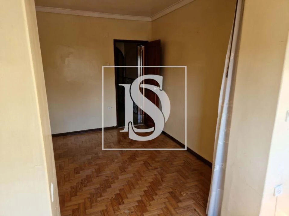 Apartamento T2 para Venda em Pontinha e Famões Foto 4