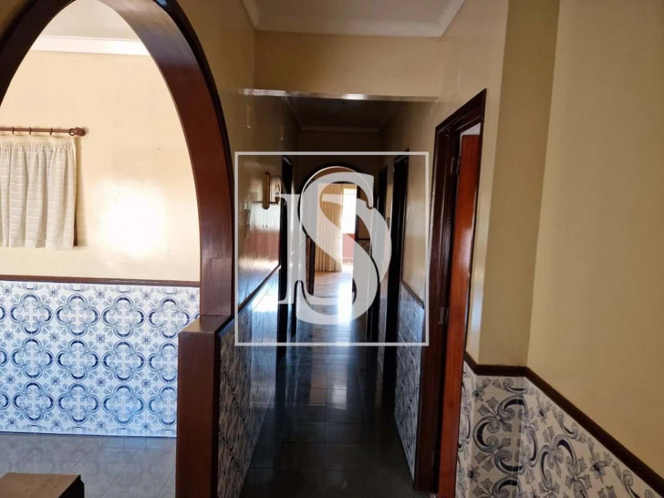 Apartamento T2 para Venda em Pontinha e Famões Foto 27