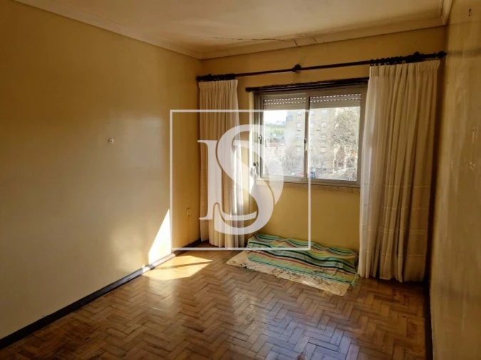 Apartamento T2 para Venda em Pontinha e Famões Foto 11