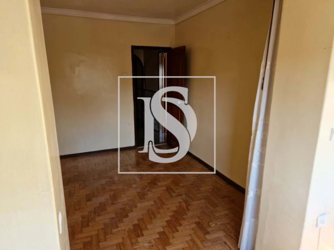 Apartamento T2 para Venda em Pontinha e Famões Foto 4
