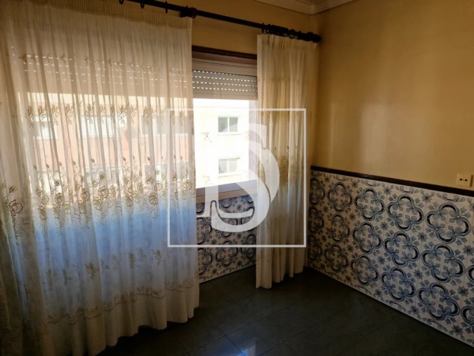 Apartamento T2 para Venda em Pontinha e Famões Foto 22