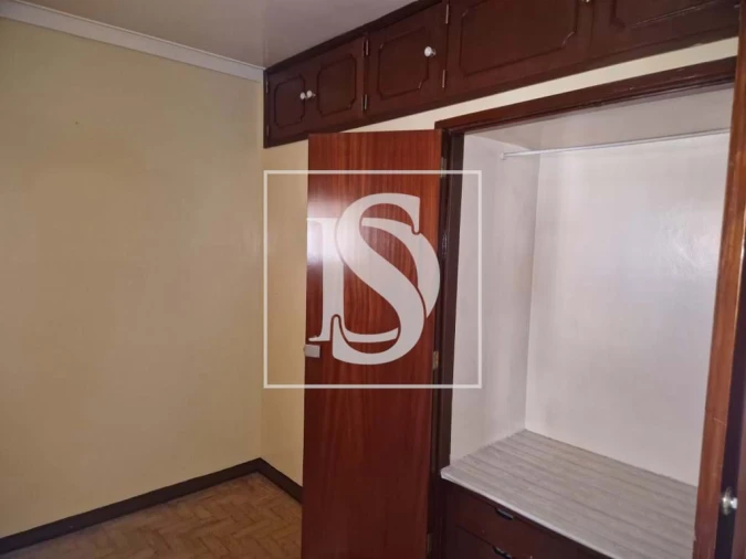 Apartamento T2 para Venda em Pontinha e Famões Foto 18