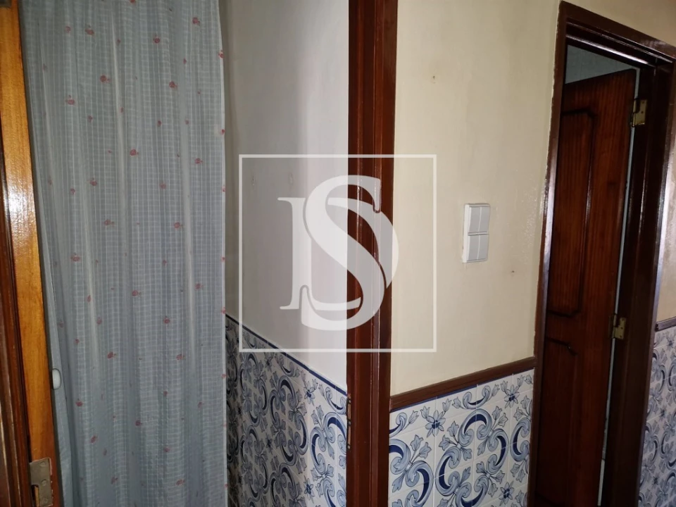 Apartamento T2 para Venda em Pontinha e Famões Foto 14