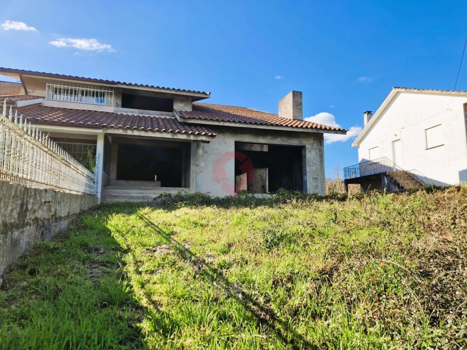 Moradia T3 para Venda em Mazedo e Cortes Foto 1