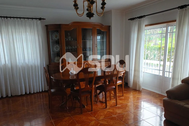 Moradia T3 para Venda em Quinchães Foto 13