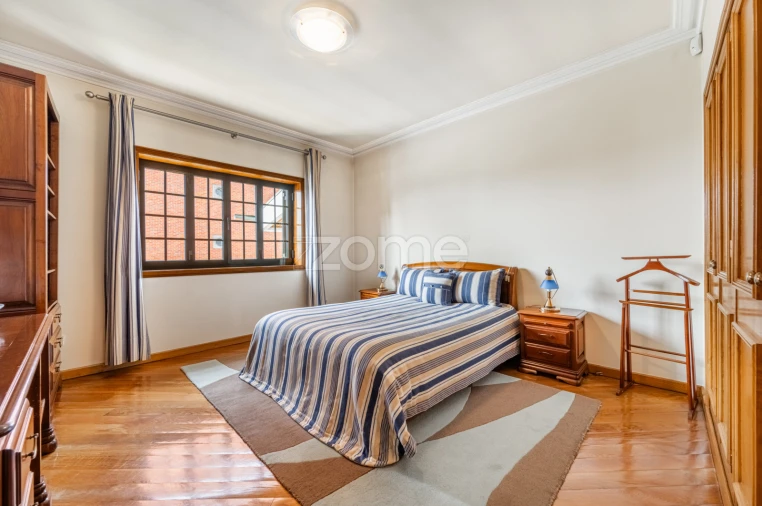 Moradia T4 para Venda em Pedrouços Foto 21