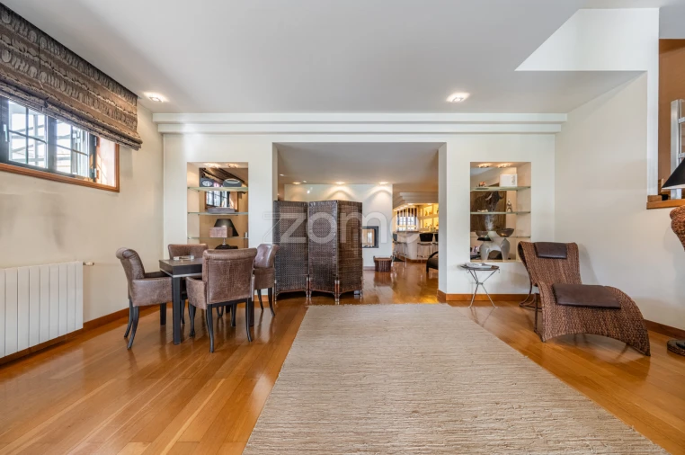 Moradia T4 para Venda em Pedrouços Foto 36