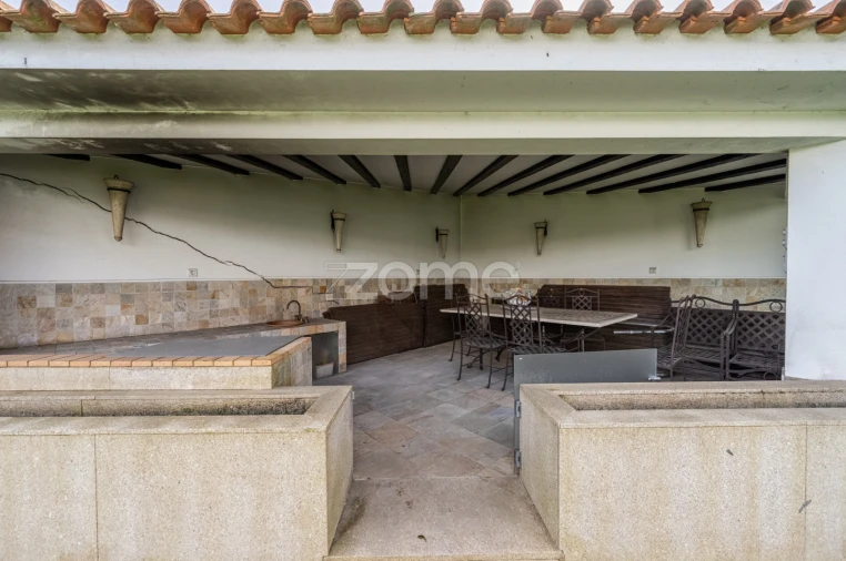 Moradia T4 para Venda em Pedrouços Foto 49