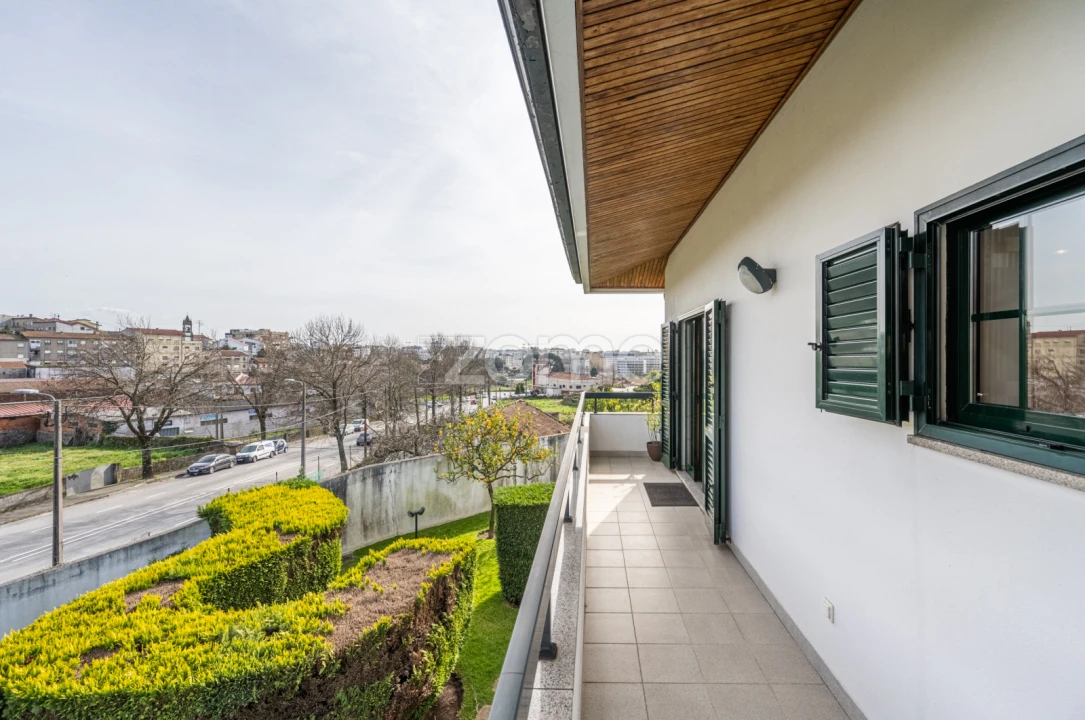 Moradia T4 para Venda em Pedrouços Foto 28