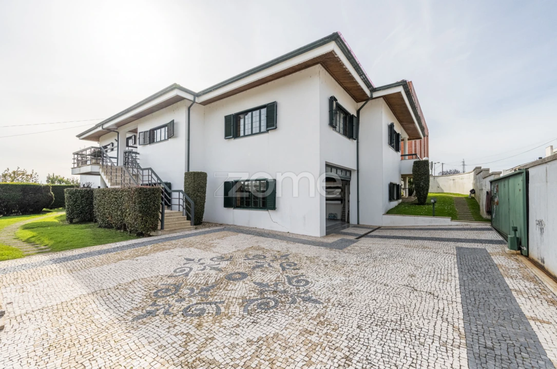 Moradia T4 para Venda em Pedrouços Foto 47