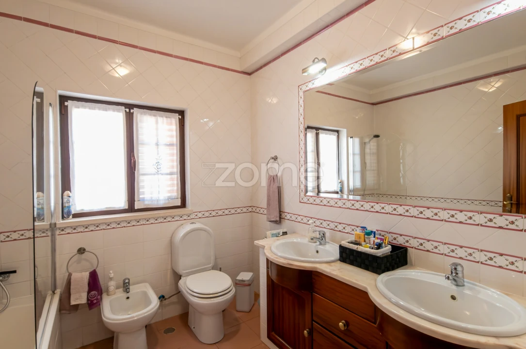 Moradia T4 para Venda em Evora de Alcobaça Foto 21