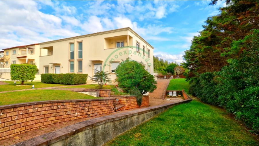 Moradia T4 para Venda em Buarcos Foto 4