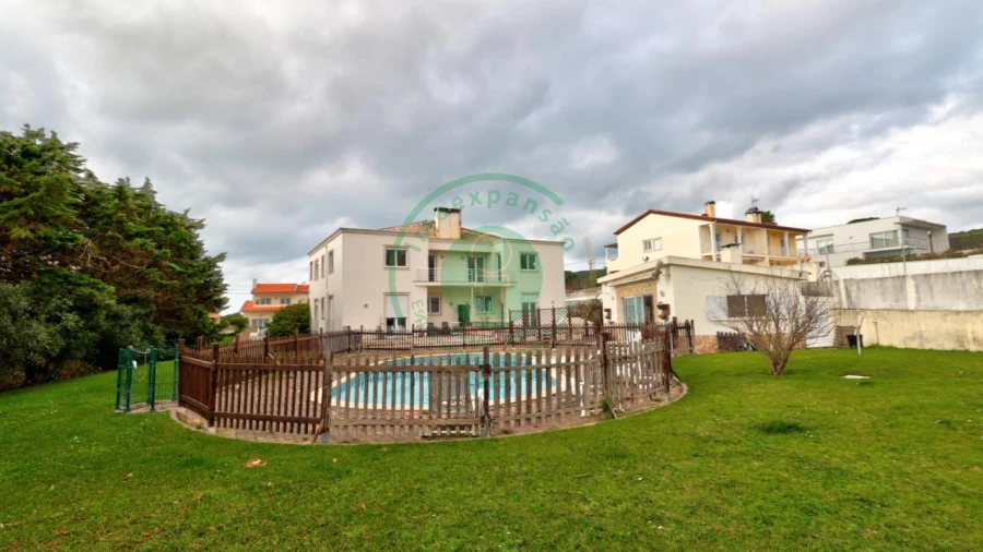 Moradia T4 para Venda em Buarcos Foto 8