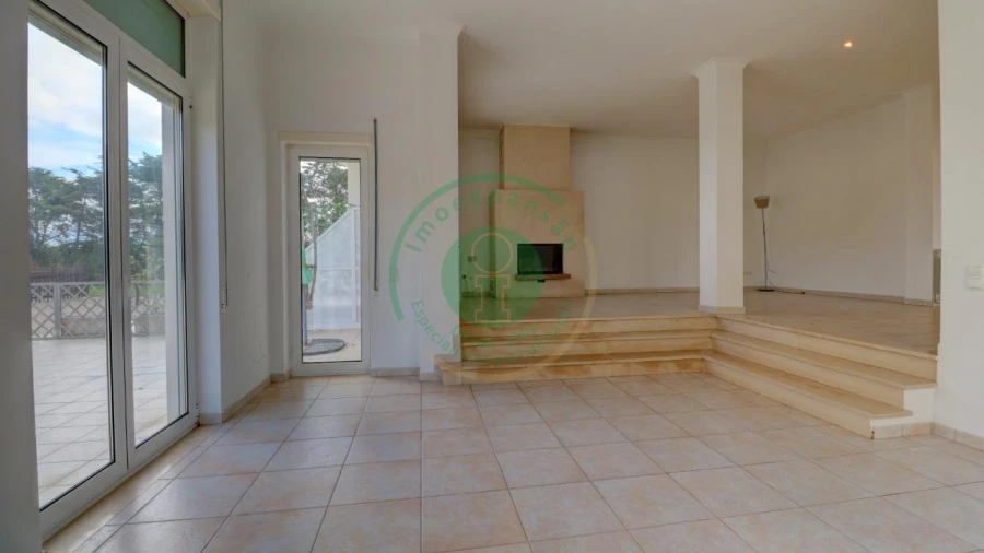 Moradia T4 para Venda em Buarcos Foto 15