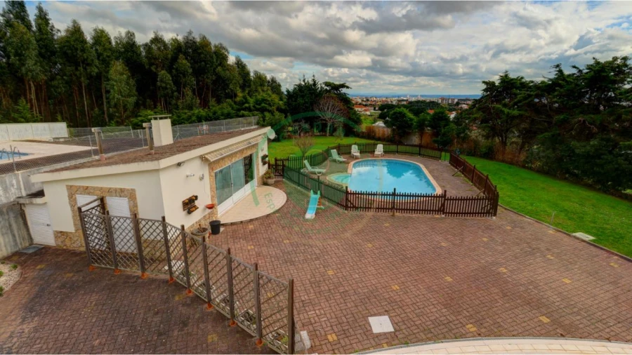 Moradia T4 para Venda em Buarcos Foto 33