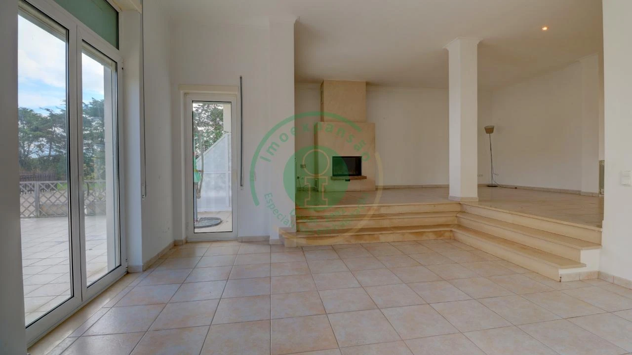 Moradia T4 para Venda em Buarcos Foto 15