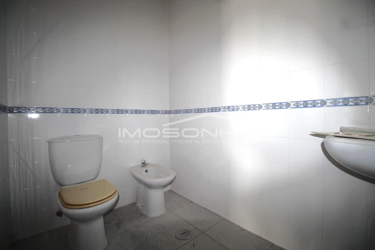 Negócio para Venda em Marinha Grande Foto 5