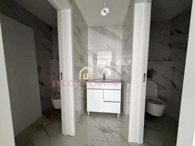 Negócio para Venda em Carcavelos e Parede Foto 4