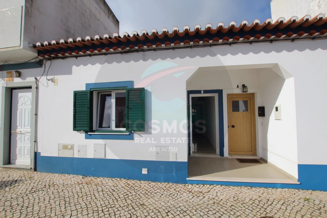 Moradia T1 para Venda em Rogil Foto 1