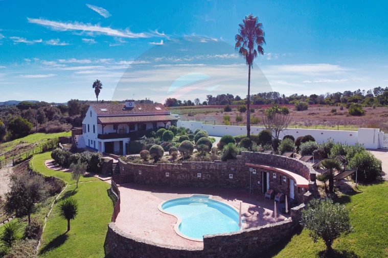 Quinta T8 para Venda em São Teotónio Foto 1