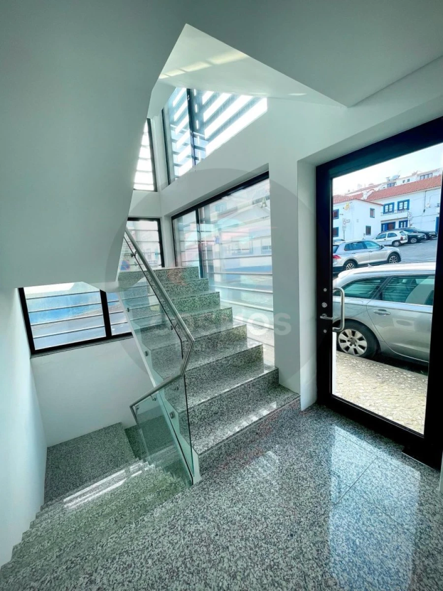 Apartamento T3 para Venda em São Teotónio Foto 9