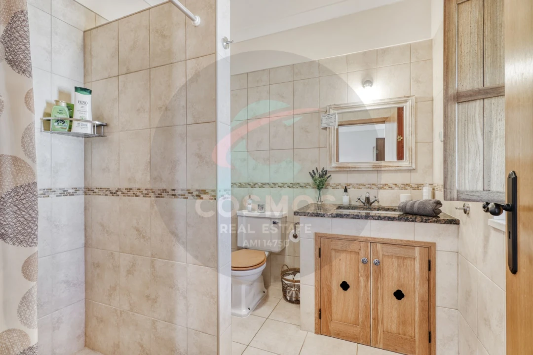 Quinta T4 para Venda em Aljezur Foto 27