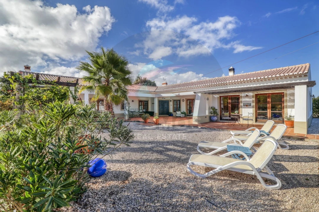 Quinta T4 para Venda em Aljezur Foto 3