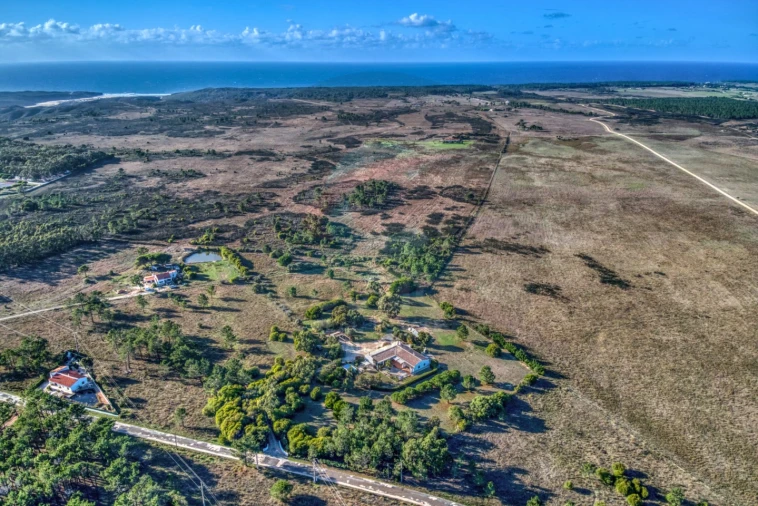 Quinta T4 para Venda em Aljezur Foto 4