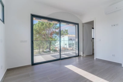 Moradia T4 para Venda em Aljezur