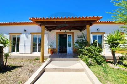 Moradia T4 para Venda em Aljezur