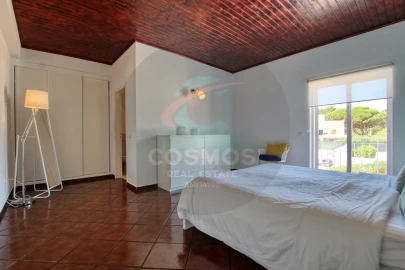 Moradia T4 para Venda em Aljezur