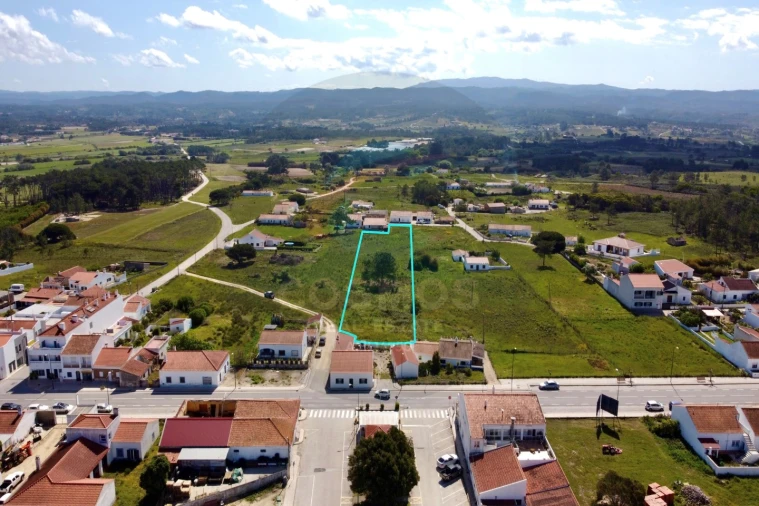 Terreno para Venda em Rogil Foto 3