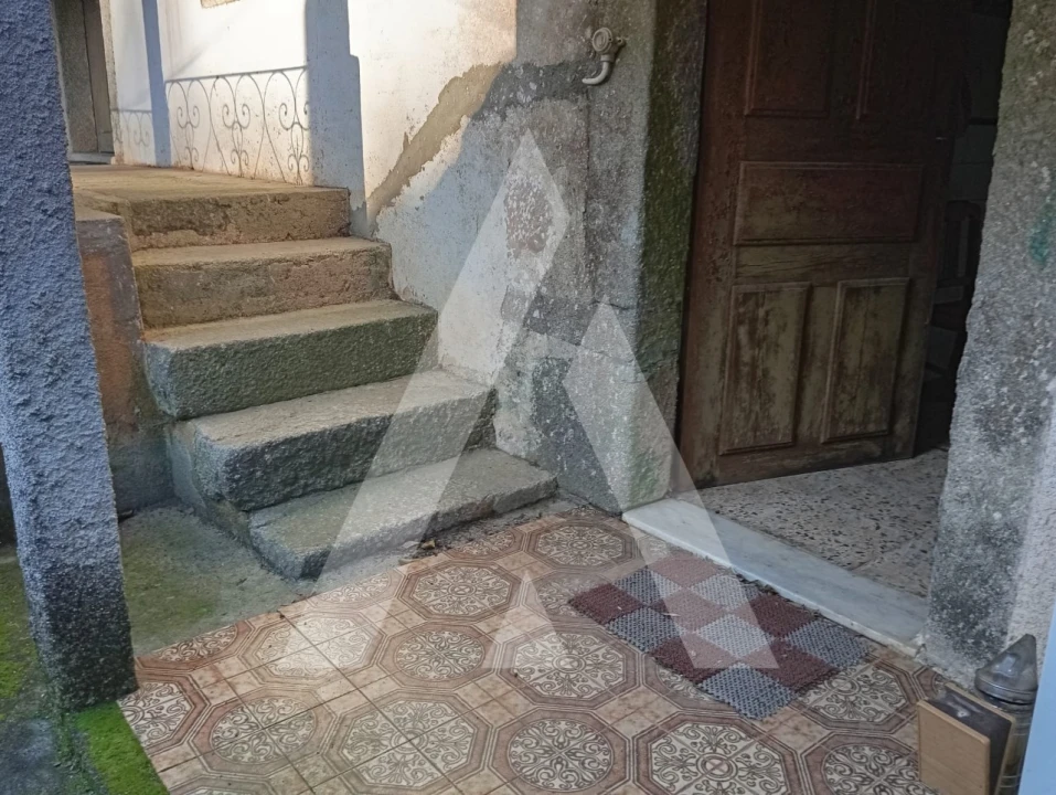 Moradia T3 para Venda em São João do Monte e Mosteirinho Foto 15