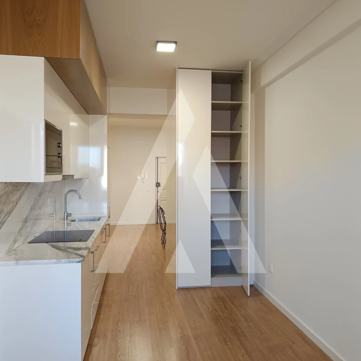 Apartamento T2 para Venda em Glória e Vera Cruz Foto 7