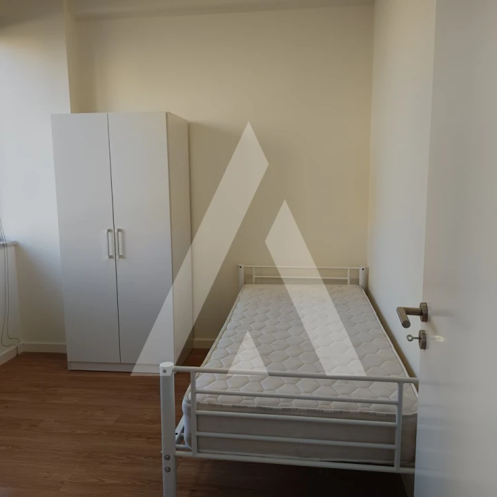 Apartamento T2 para Venda em Glória e Vera Cruz Foto 24