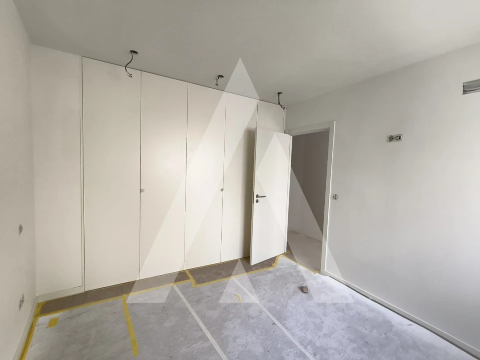 Apartamento T1 para Venda em Glória e Vera Cruz Foto 9