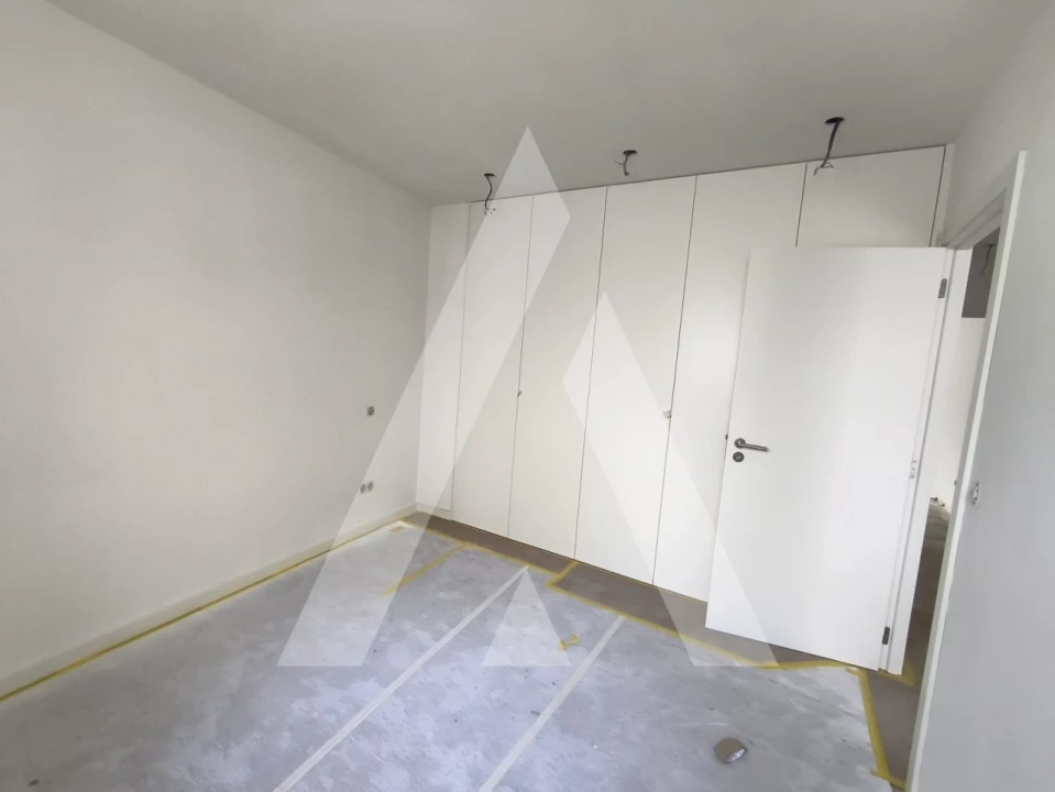 Apartamento T1 para Venda em Glória e Vera Cruz Foto 10