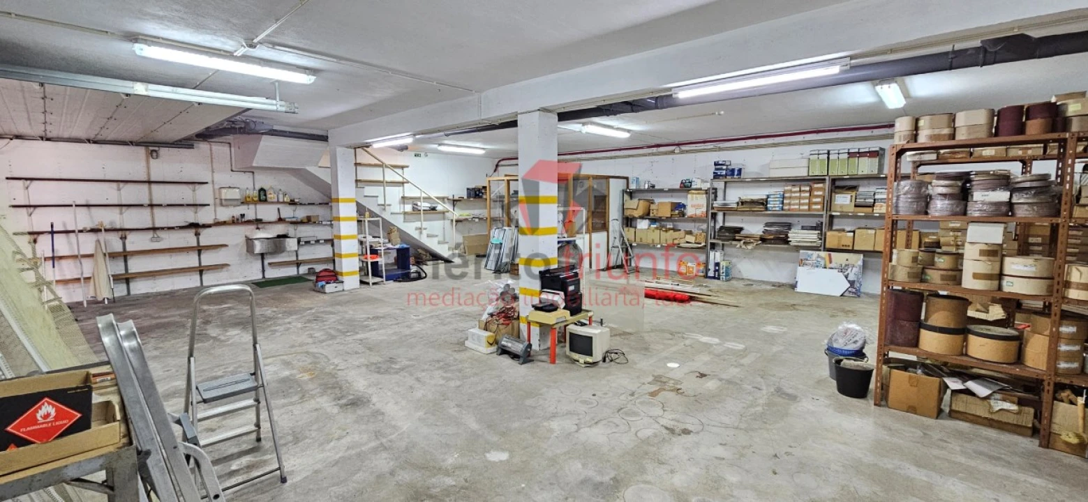 Loja para Venda em Vila das Aves Foto 27