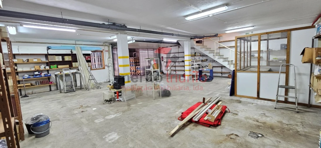 Loja para Venda em Vila das Aves Foto 24