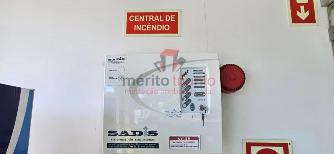 Loja para Venda em Vila das Aves Foto 18