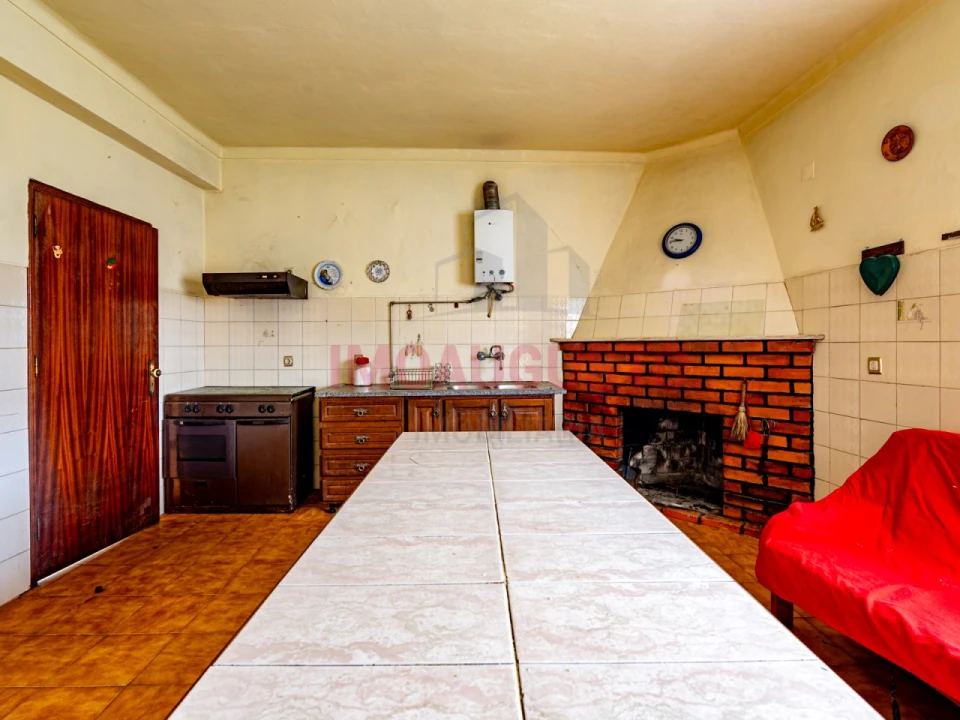 Moradia T3 para Venda em Casas do Soeiro Foto 12