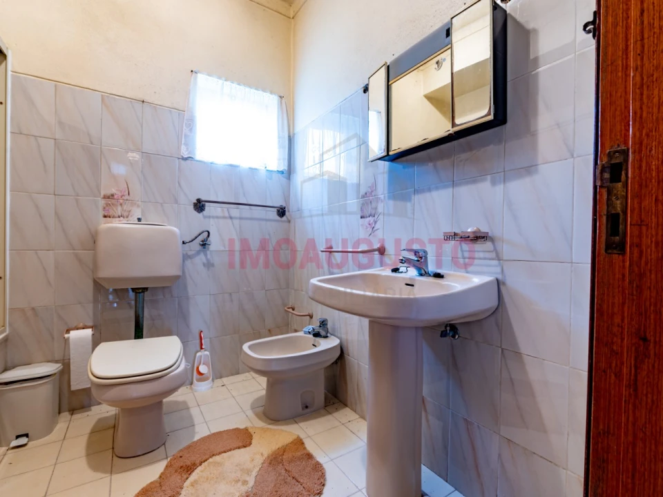 Moradia T3 para Venda em Casas do Soeiro Foto 24