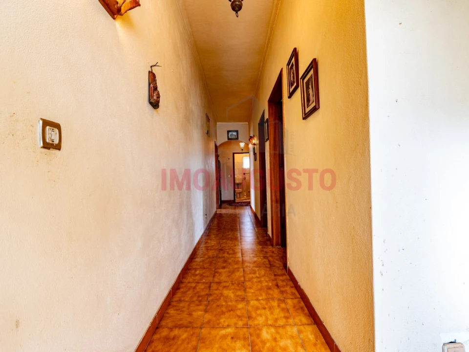 Moradia T3 para Venda em Casas do Soeiro Foto 26