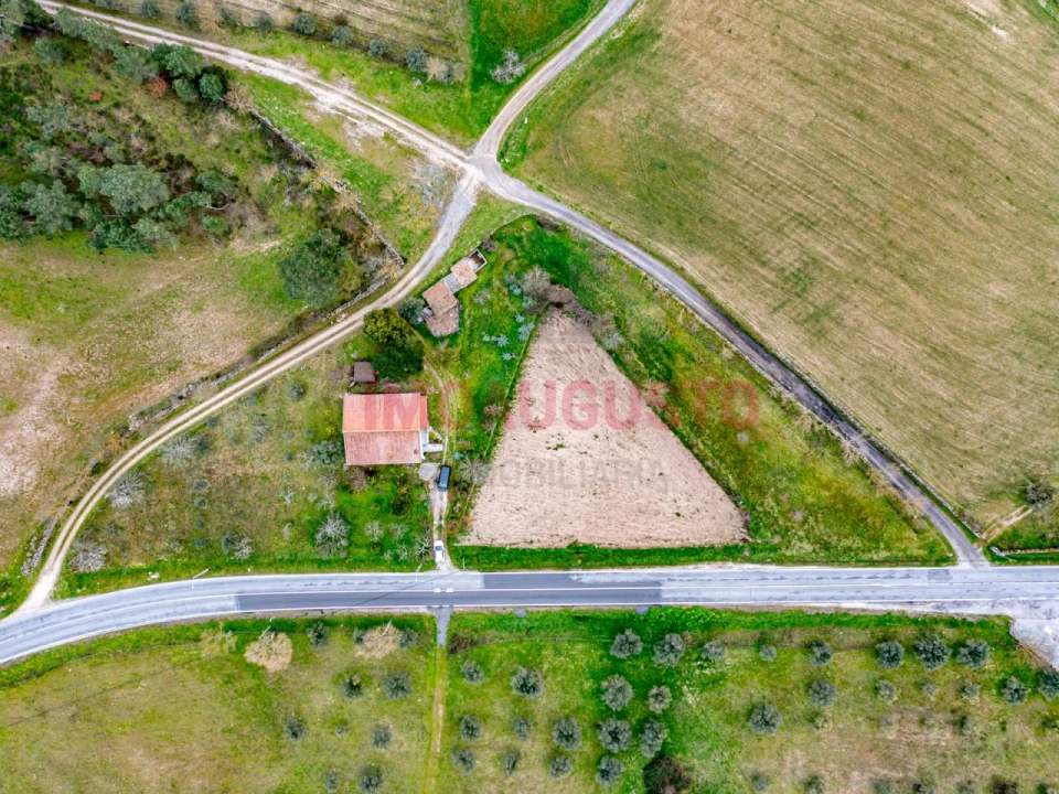 Moradia T3 para Venda em Casas do Soeiro Foto 37