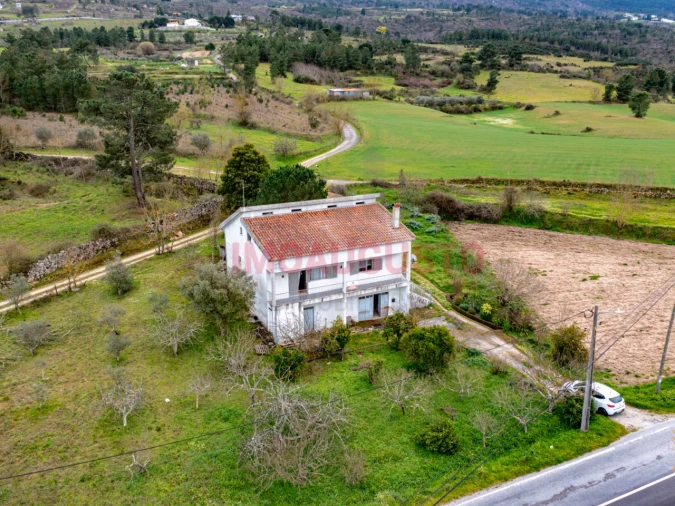 Moradia T3 para Venda em Casas do Soeiro