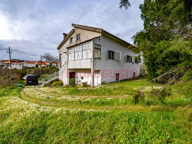 Moradia T3 para Venda em Casas do Soeiro Foto 2