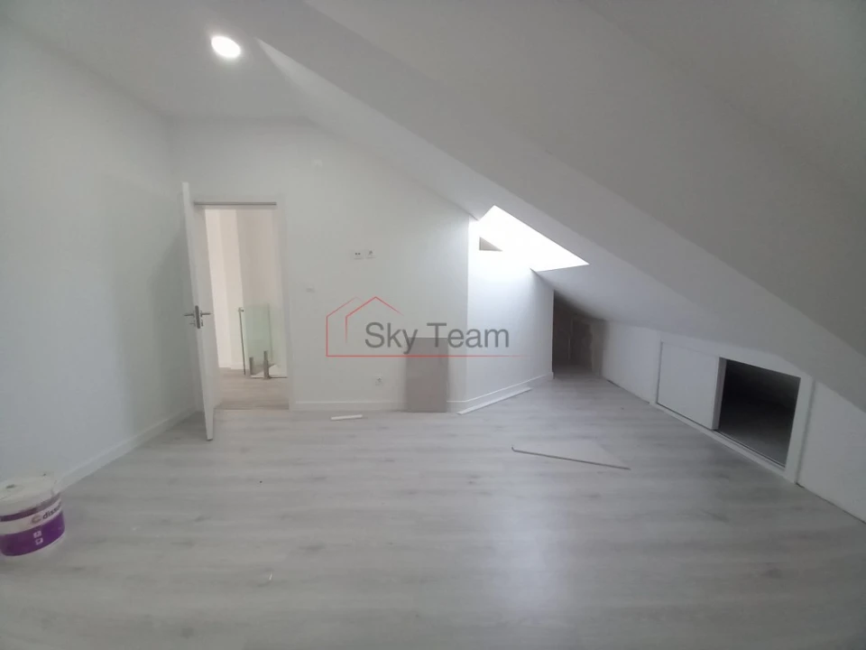 Apartamento T3 para Venda em Caparica e Trafaria Foto 29