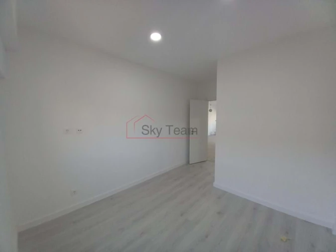 Apartamento T3 para Venda em Caparica e Trafaria Foto 25